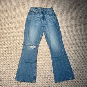 American Eagle Highest Rise 90s Flare Blue Jeans
